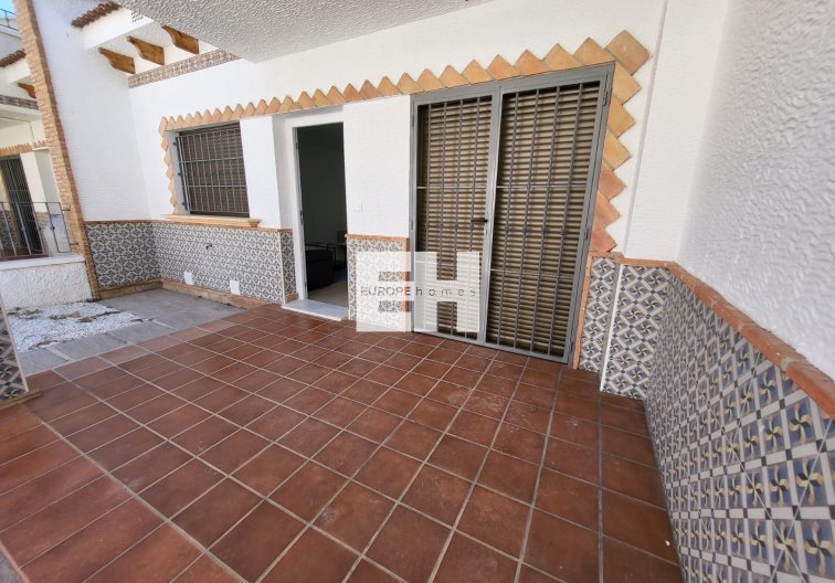 Resale - villa - San Miguel de Salinas - Cerro Del Sol