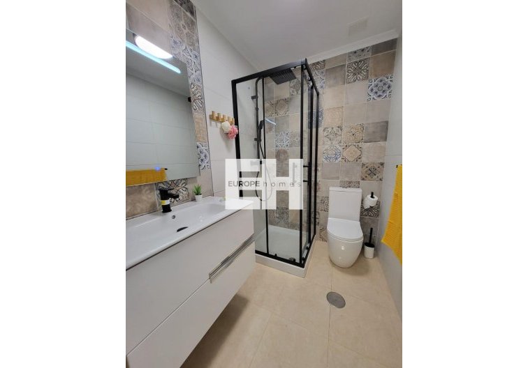 Resale - villa - San Miguel de Salinas - Cerro Del Sol