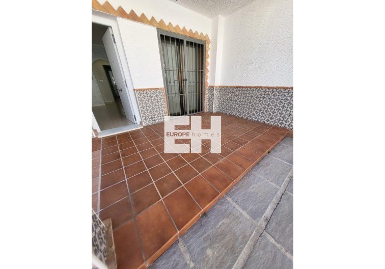 Resale - villa - San Miguel de Salinas - Cerro Del Sol