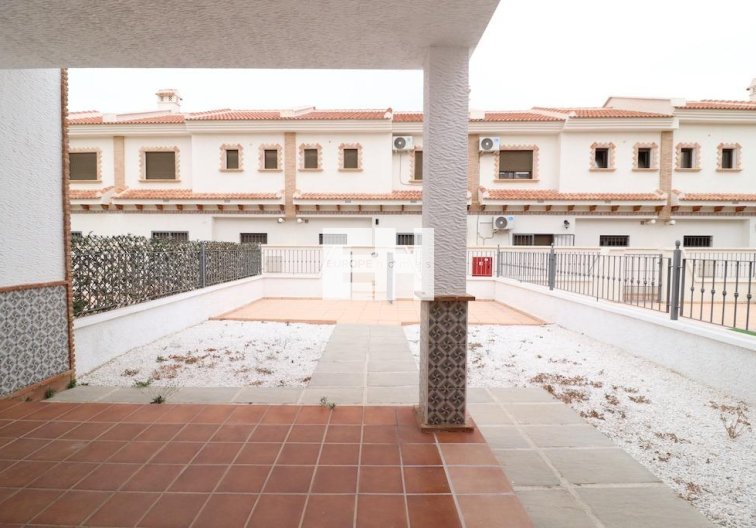 Segunda mano - town house - San Miguel de Salinas - Inland