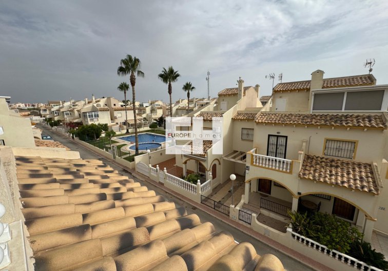 Segunda mano - villa - Orihuela Costa - Los Dolses