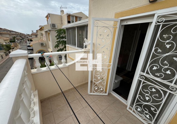 Segunda mano - villa - Orihuela Costa - Los Dolses