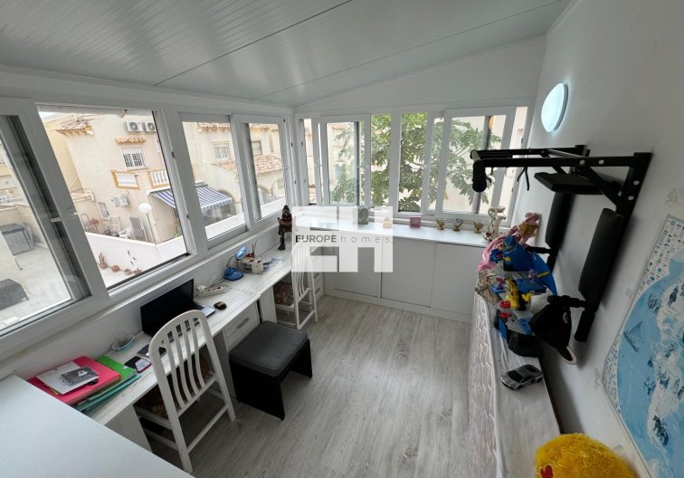 Segunda mano - villa - Orihuela Costa - Los Dolses