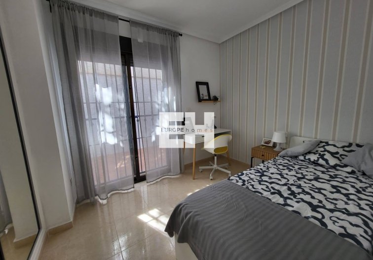 Segunda mano - town house - Villamartin - Costa Blanca