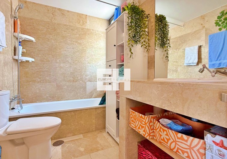 Resale - Apartment - Orihuela Costa - Costa Blanca