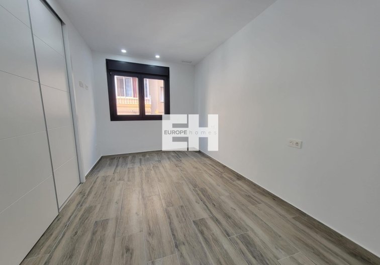 Segunda mano - Apartamento  - Torrevieja - Playa del Cura