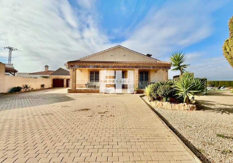 Segunda mano - villa - Avileses - Inland