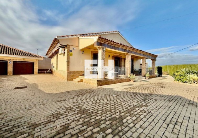 Segunda mano - villa - Avileses - Inland