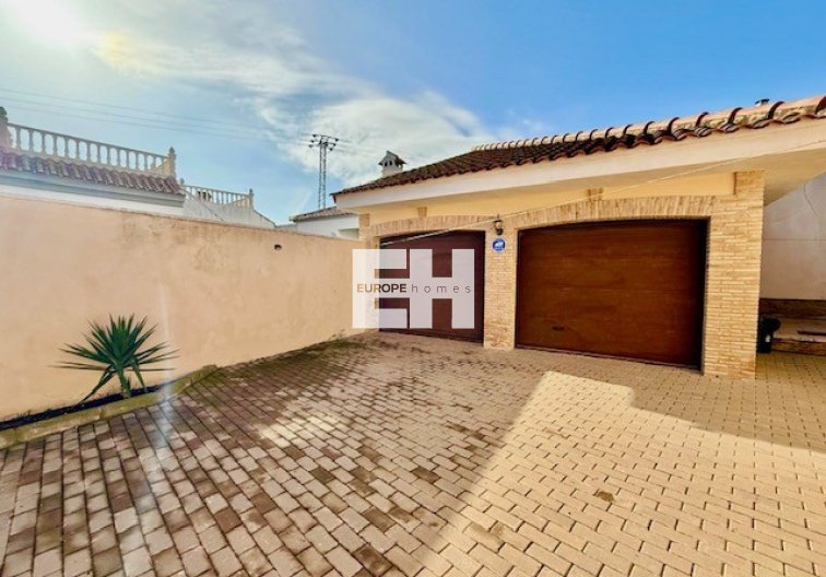 Segunda mano - villa - Avileses - Inland