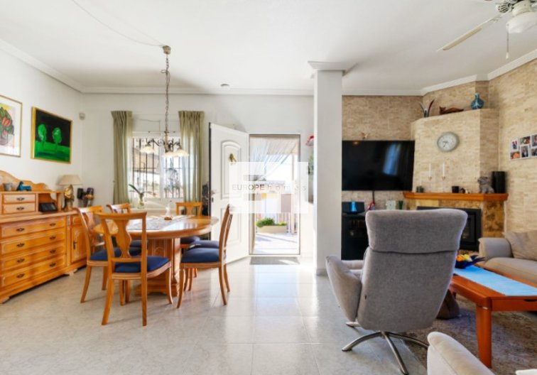 Segunda mano - villa - Torrevieja - Costa Blanca