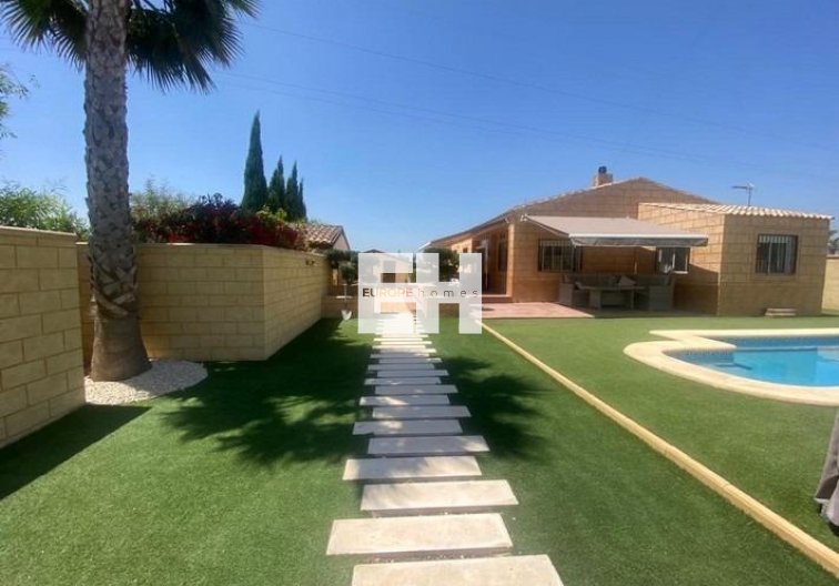 Revente - villa - Albatera - Campo De Albatera