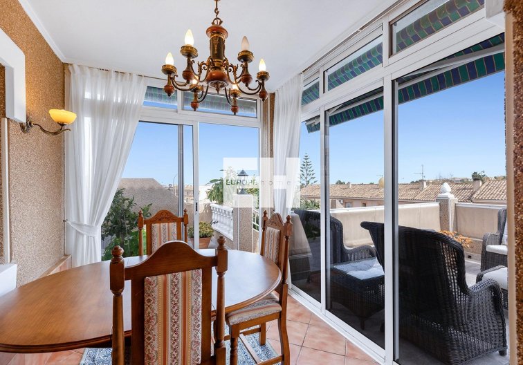 Segunda mano - villa - Torrevieja - Los Balcones - Los Altos Del Edén