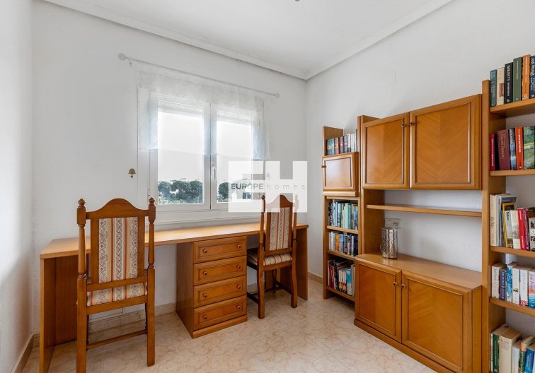 Segunda mano - villa - Torrevieja - Los Balcones - Los Altos Del Edén