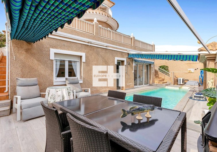 Segunda mano - villa - Torrevieja - Los Balcones - Los Altos Del Edén