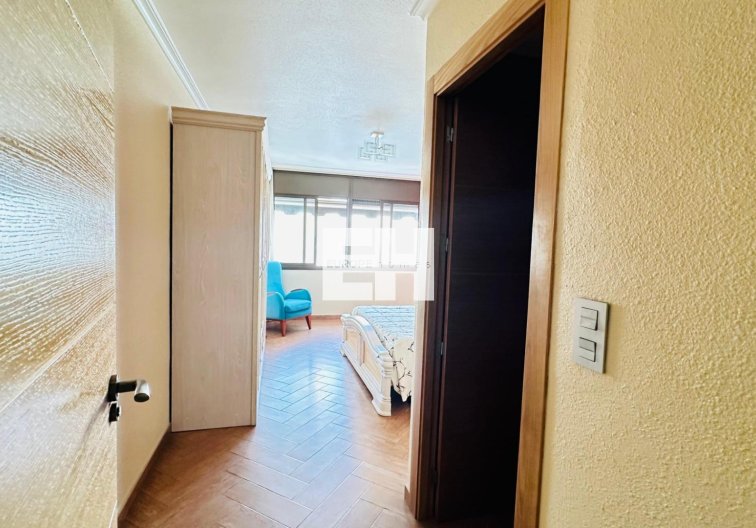 Segunda mano - Apartamento  - Torrevieja - Centro