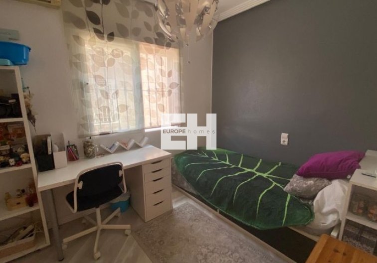 Resale - villa - Orihuela Costa - Costa Blanca