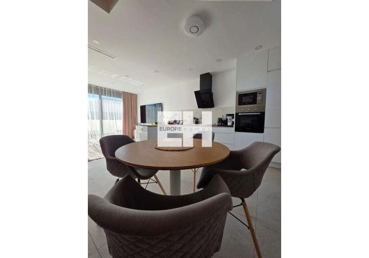 Segunda mano - villa - Benijofar