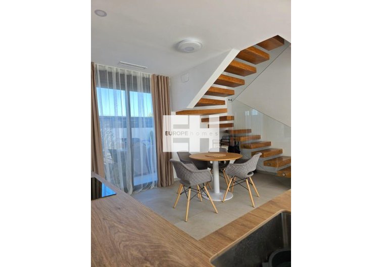 Segunda mano - villa - Benijofar