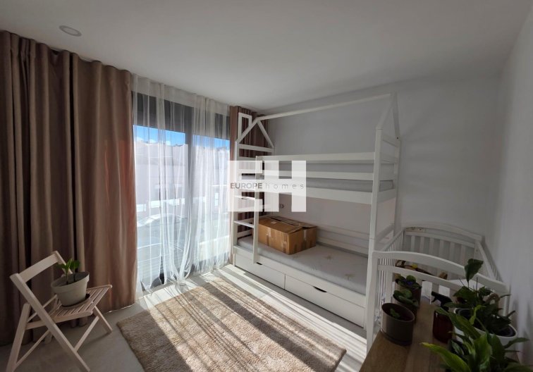 Segunda mano - villa - Benijofar