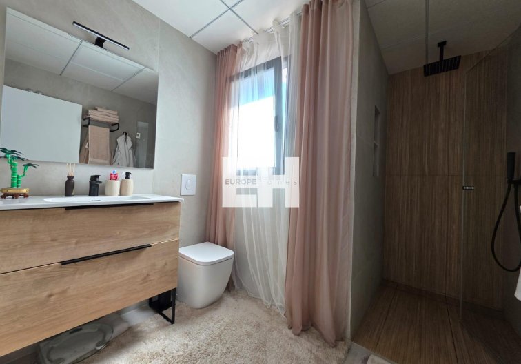 Segunda mano - villa - Benijofar