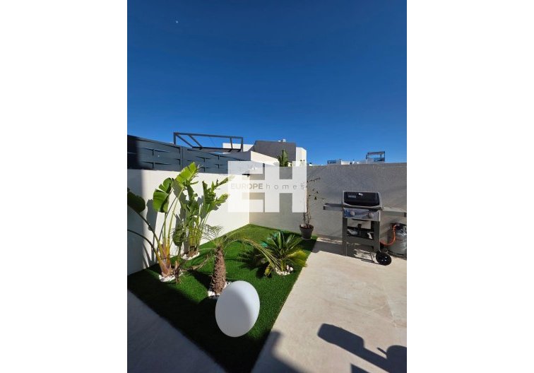 Segunda mano - villa - Benijofar