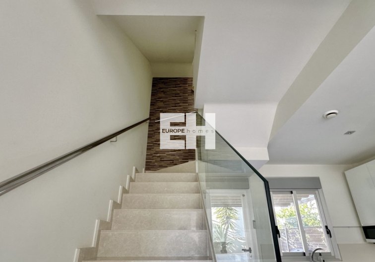 Segunda mano - villa - Orihuela Costa - Costa Blanca