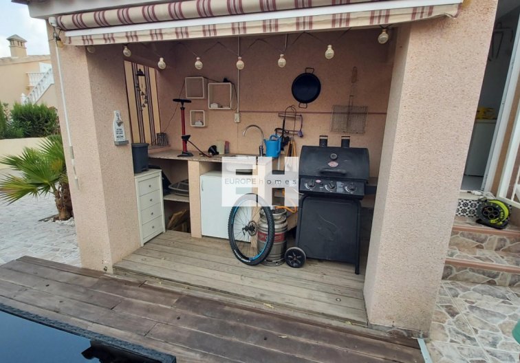 Segunda mano - villa - Benimar - Costa Blanca