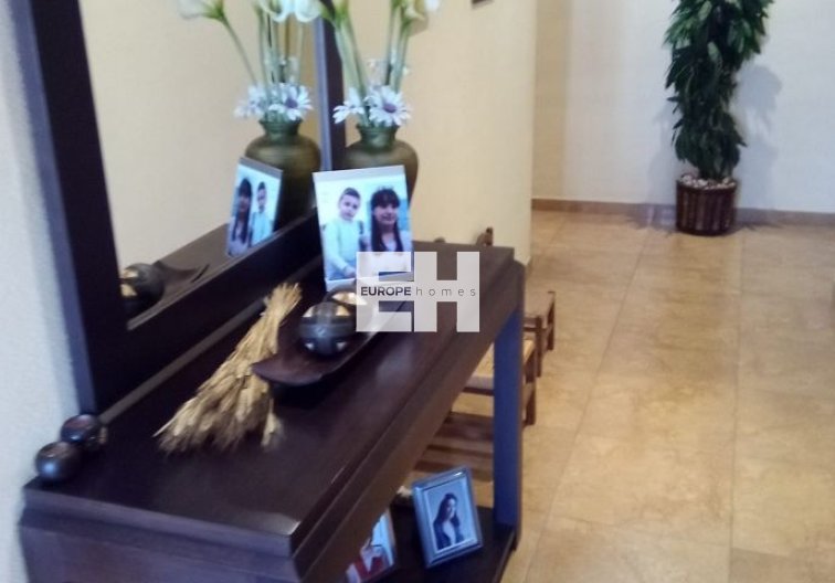 Resale - villa - Pilar de la Horadada - Costa Blanca