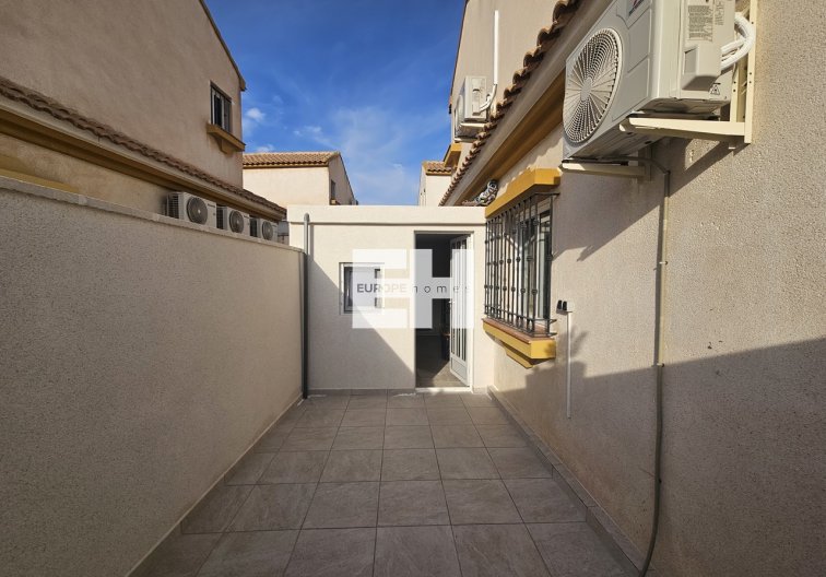 Segunda mano - Bungalow - La Zenia - Costa Blanca