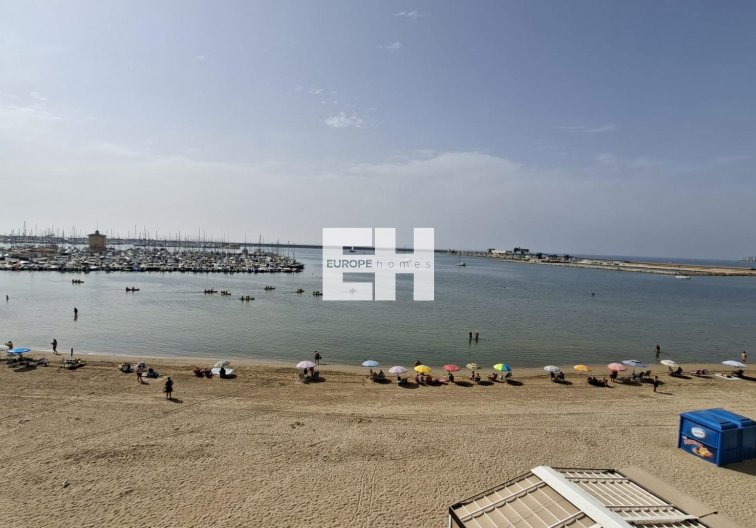 Resale - Apartment - Torrevieja - Acequion