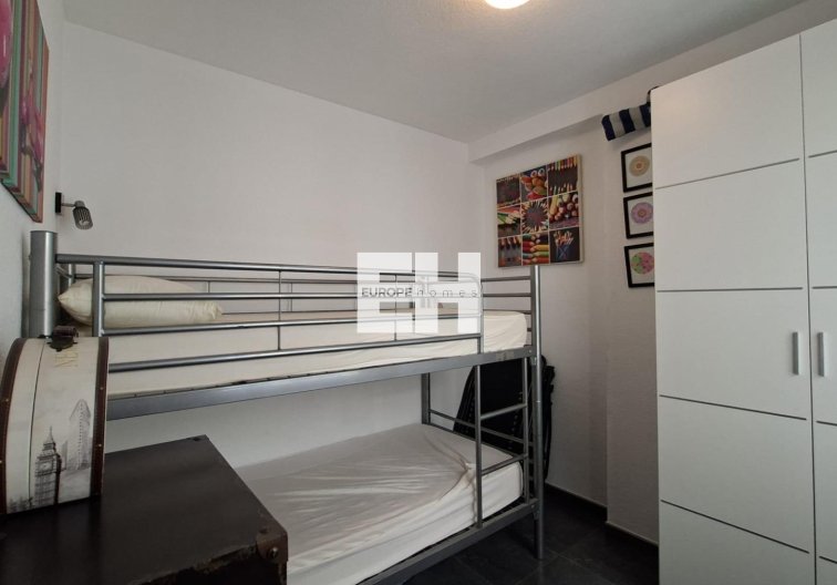 Resale - Apartment - Torrevieja - Acequion