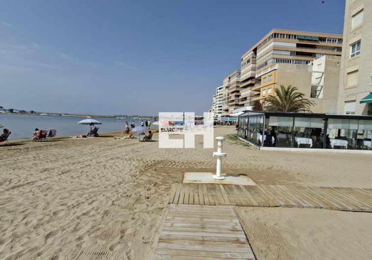 Resale - Apartment - Torrevieja - Acequion
