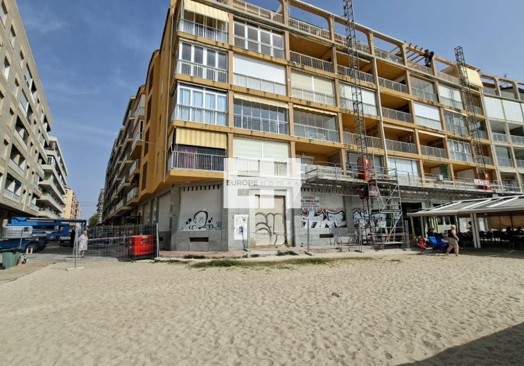 Resale - Apartment - Torrevieja - Acequion