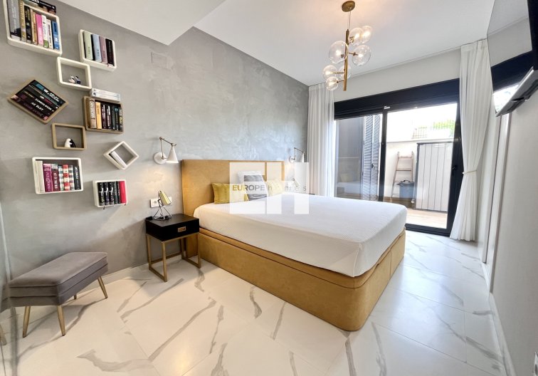 Segunda mano - Apartamento  - San Miguel de Salinas - Inland