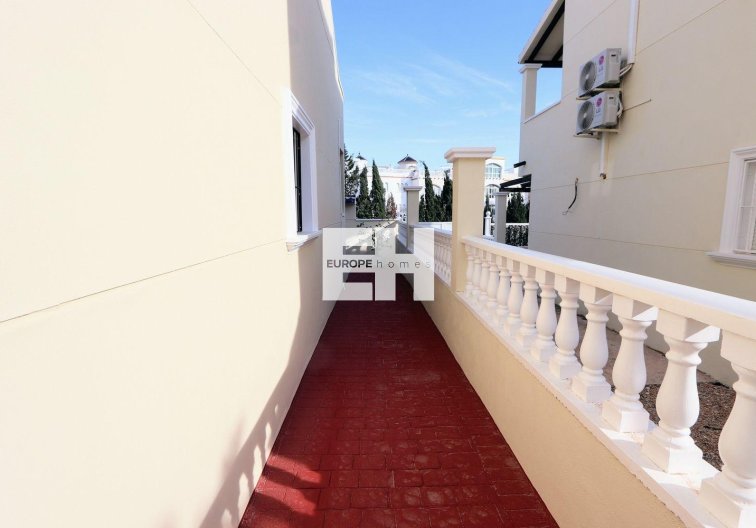 Resale - town house - San Miguel de Salinas - El Galán