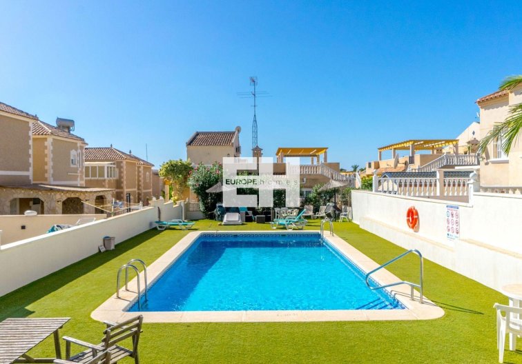 Resale - town house - San Miguel de Salinas - El Galán