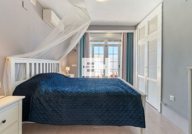 Segunda mano - town house - Torrevieja - Los Frutales/ La Rosaleda