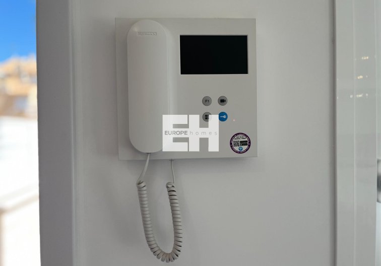 Segunda mano - Apartamento  - Torrevieja - Aguas Nuevas