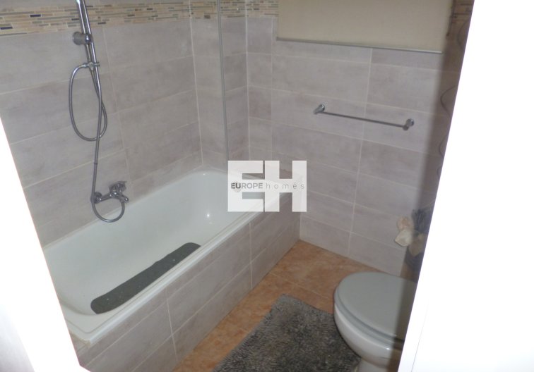 Segunda mano - villa - Playa Flamenca - Costa Blanca