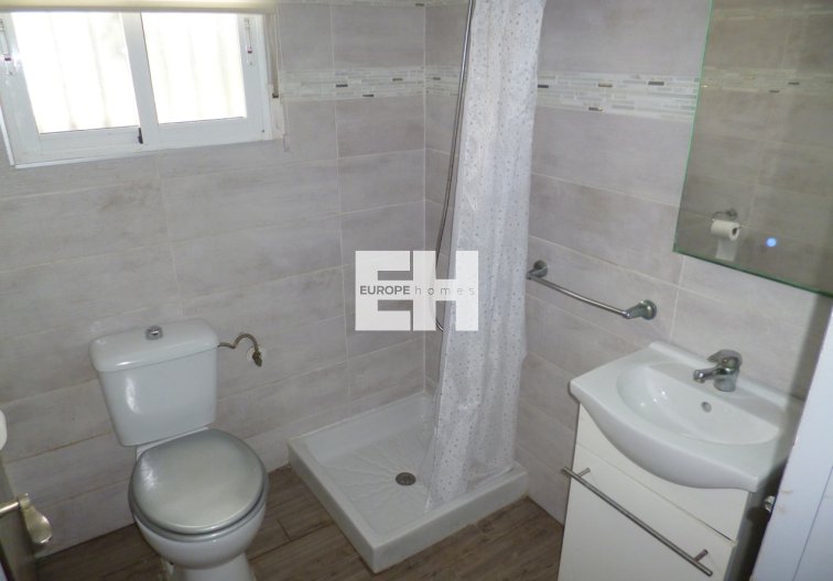 Segunda mano - villa - Playa Flamenca - Costa Blanca