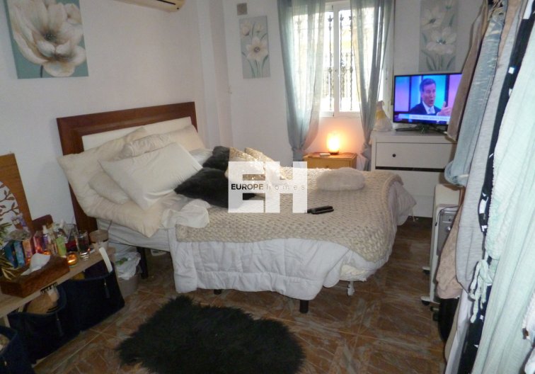 Segunda mano - villa - Playa Flamenca - Costa Blanca