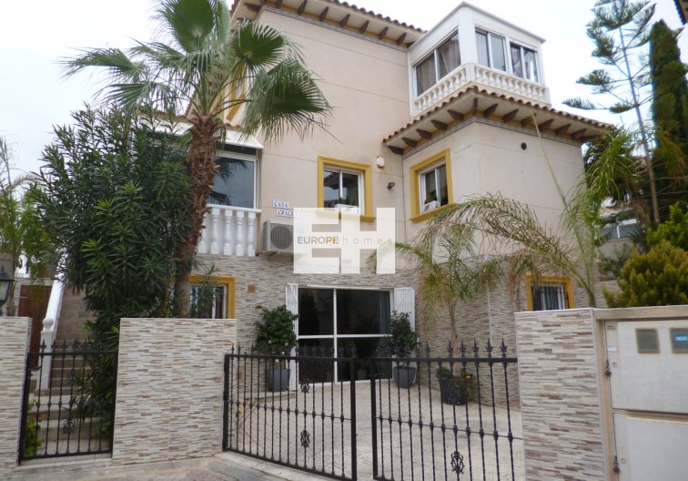 Segunda mano - villa - Playa Flamenca - Costa Blanca