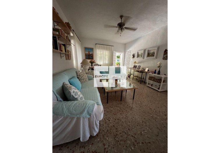 Segunda mano - villa - Albatera - Partida Lomas