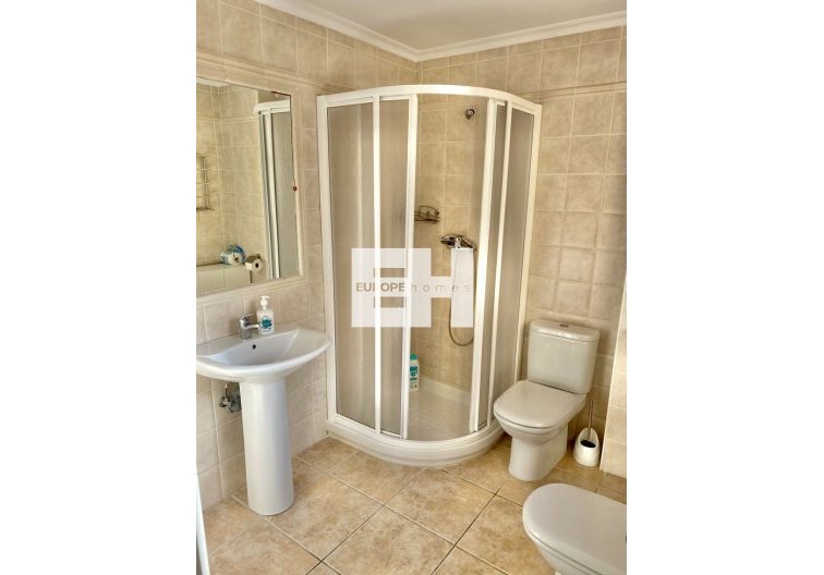 Revente - Semi Detached - Villamartin