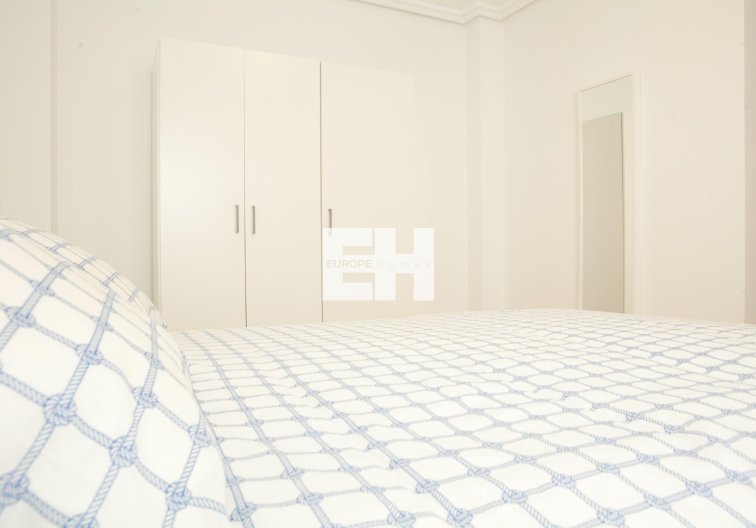 Segunda mano - Apartamento  - Santa Pola - Centro