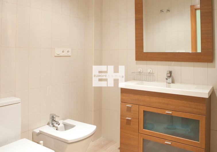 Segunda mano - Apartamento  - Santa Pola - Centro