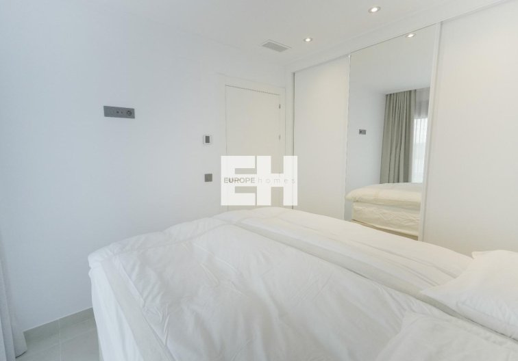 Herverkoop - villa - Dolores