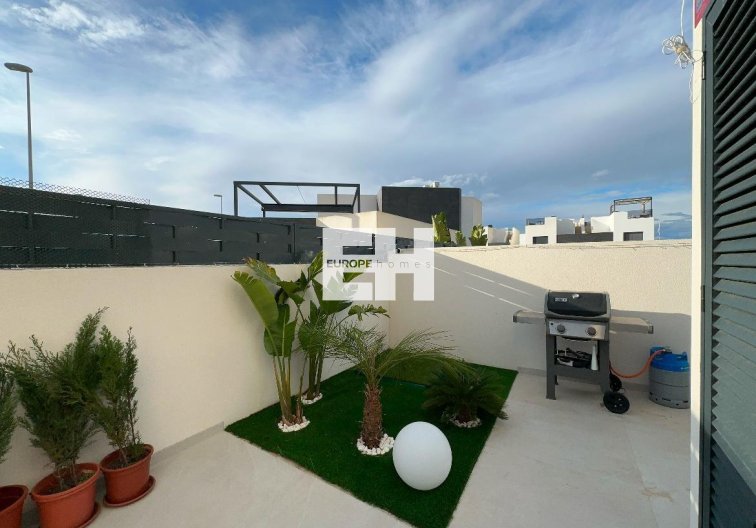 Segunda mano - villa - Benijofar