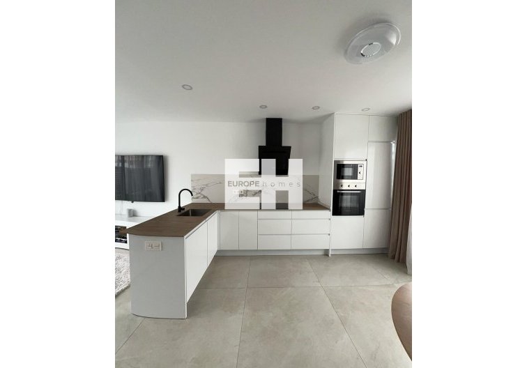 Segunda mano - villa - Benijofar