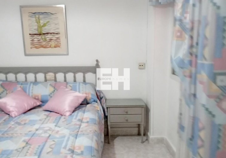 Segunda mano - Apartamento  - Torrevieja - PLAYA LOS LOCOS